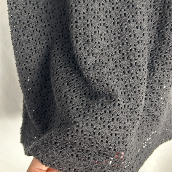 NWT Gap Crochet Black Halter Top -Size X-Small - Picture 3 of 9